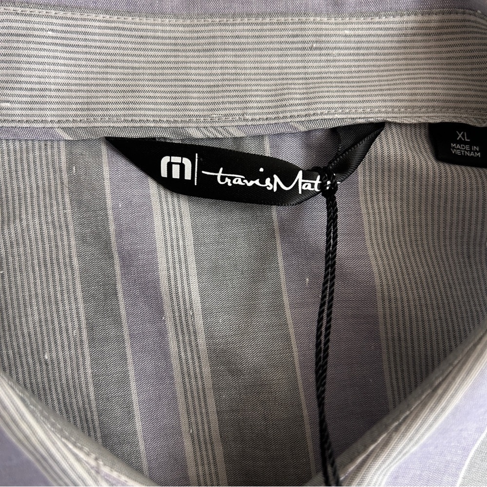 New with defect - Travis Mathew FIST BUMP Size XL Button Down Gray Striped - Picture 8 of 8
